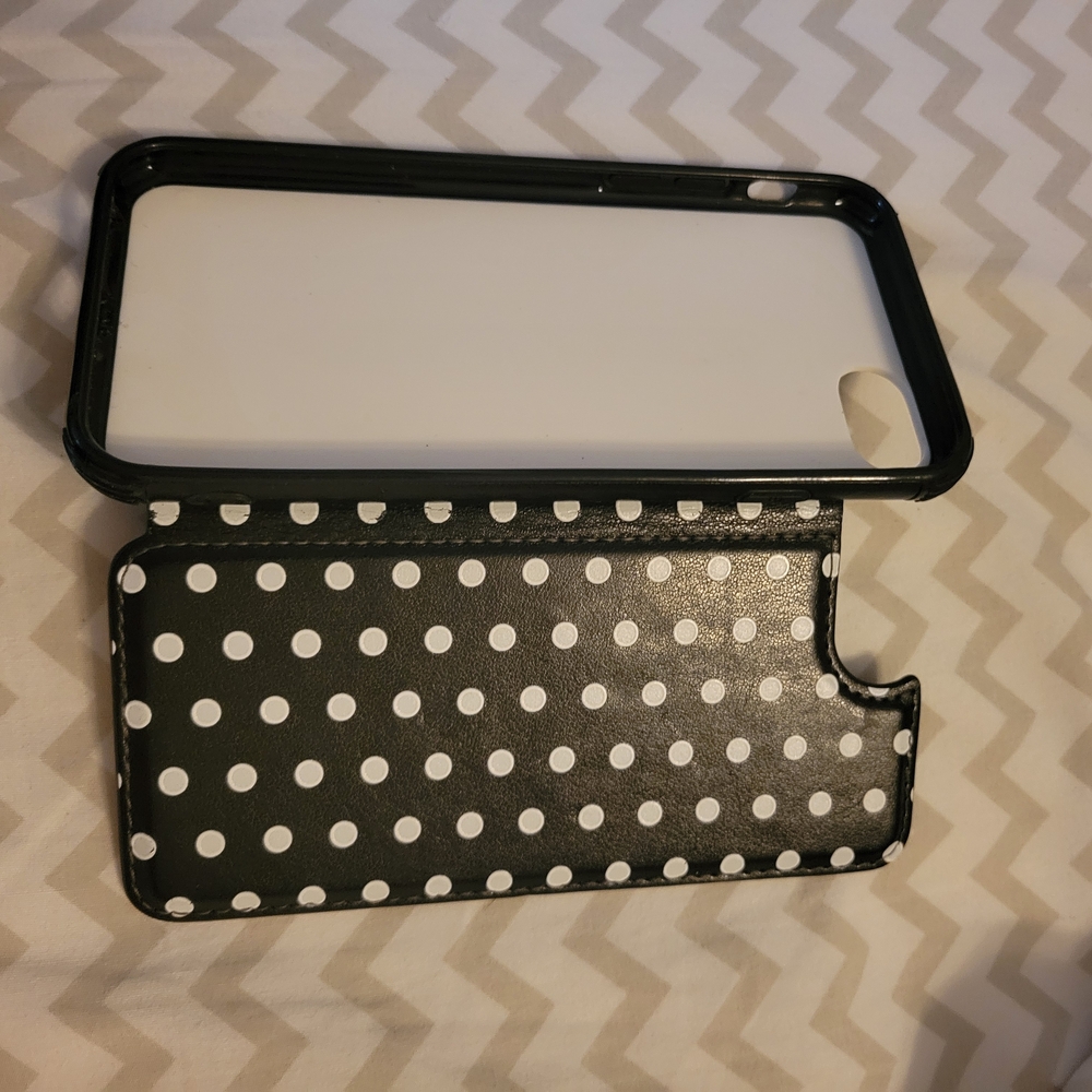 Black and White Polka Dot Wallet Phone Case; Fits iPhone 6/6S